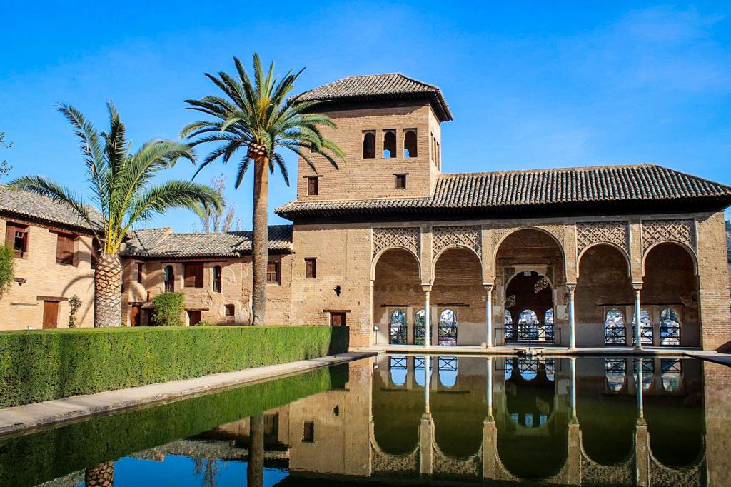 Visit the Alhambra on your City Break in Spain