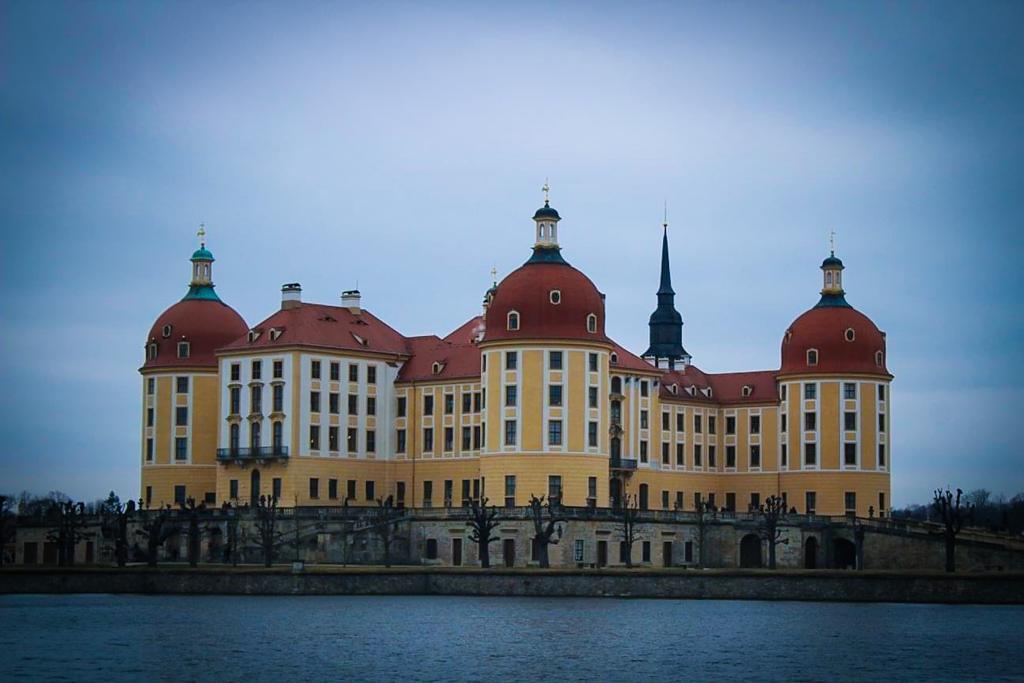 weekend trips from Berlin to Saxony Schloss Moritzburg